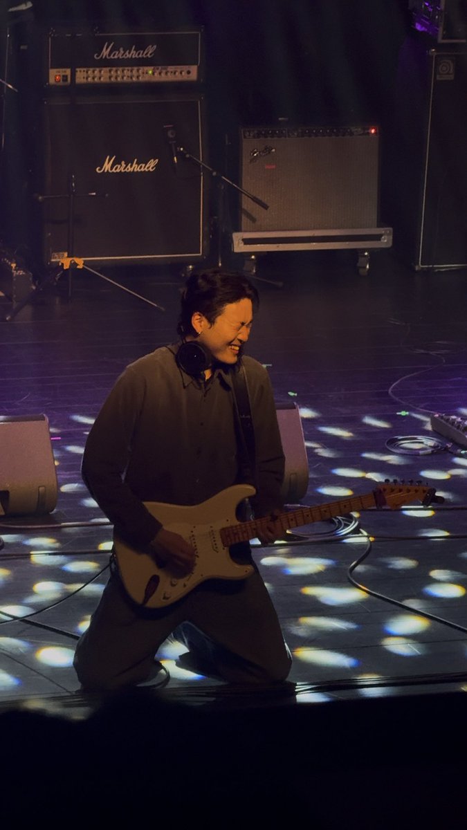 숨 tweet media