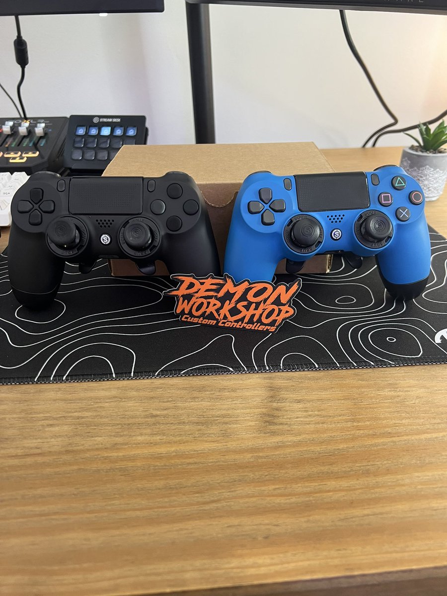 Fluxuryy's tweet photo. Out with the old, in with the new! 🔥 @DemonWorkshop 

Was worth the wait and amazing communication throughout the order! 

Old PS4 Standard Scuf Infinity (Blue) now with this monster of a controller on the left, so glad I'm still able to use the old PS4 scuf with all the new tech!

Equipped with:
• Marius Board (V3)
• USB-C port
• TMR sticks
• Mouse click Bumpers/Triggers
• Mouse click face buttons/Dpad
• Mouse click pad
• Mouse click back paddles
• Rumbles out