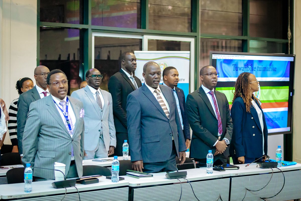 jumuiya's tweet photo. The Secretary General further reaffirmed that staff welfare remains a key priority. The Townhall provided a platform for open dialogue, cross-departmental engagement, and sharing of key institutional updates. https://t.co/PpFX3preHi
