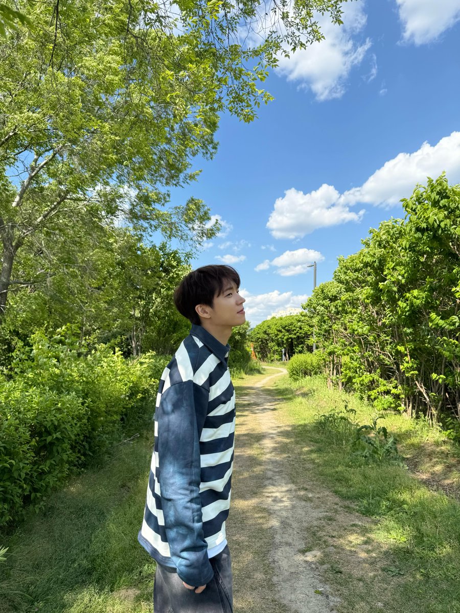 이팔 (@nwhjoa) on Twitter photo 