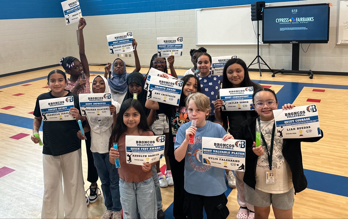 speechiewish's tweet photo. That’s a wrap on our @BrosnahanES Spring 4th grade Volleyball Club season 🏐💙

We had so much fun learning and growing together 💙🧡 We awarded our Broncos with individual awards! We are so proud of them🎖️🏐 @CyFairISD #ChooseCFISD https://t.co/aRF1Iuw0Us