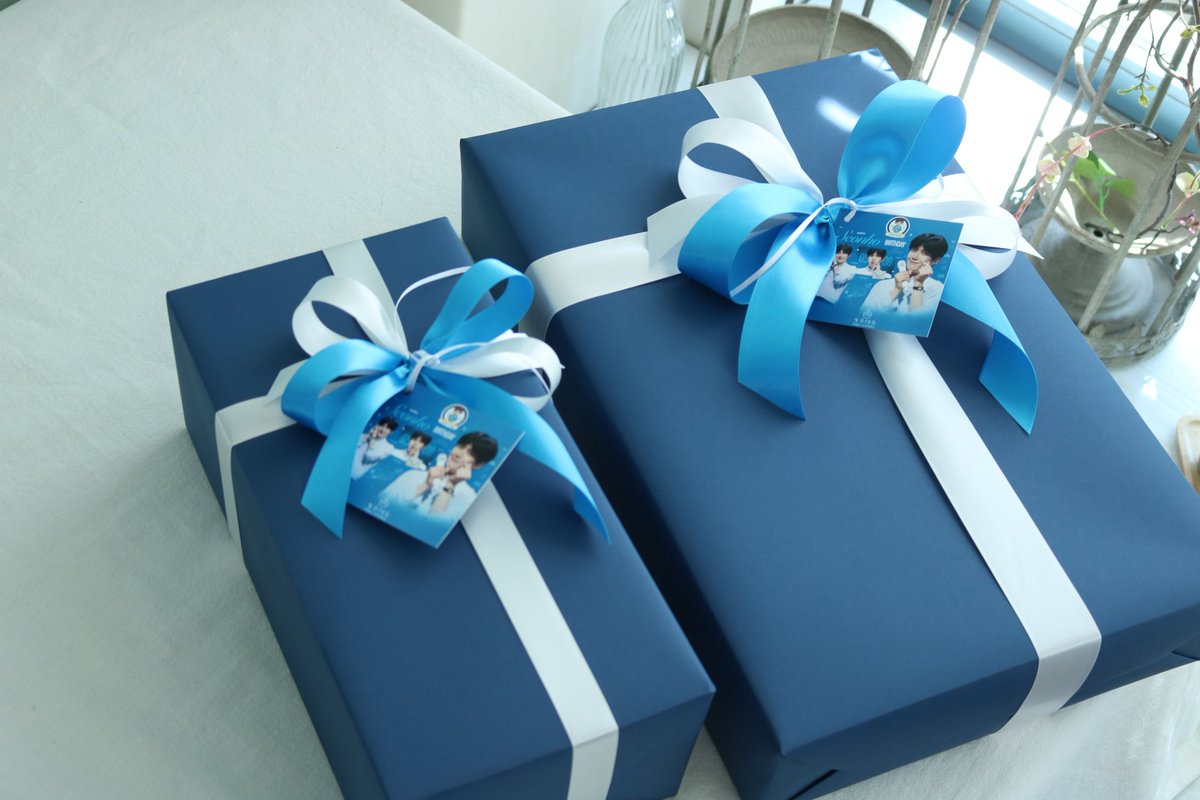 trueheartwrap's tweet photo. 배우 김선호님 생일서포트 선물포장💙🤍_260508

오늘은 저도 많이 좋아하는 
김선호 배우님 생일이세요!
생일 축하드리고
감사와 행복함으로 가득찬 생일이셨길 바랍니다🎉💙

KIMSEONHO_CN
#chinesefan

.
#배우김선호
#김선호
#생일선물포장
#트루하트 https://t.co/F4i2ZuczIh