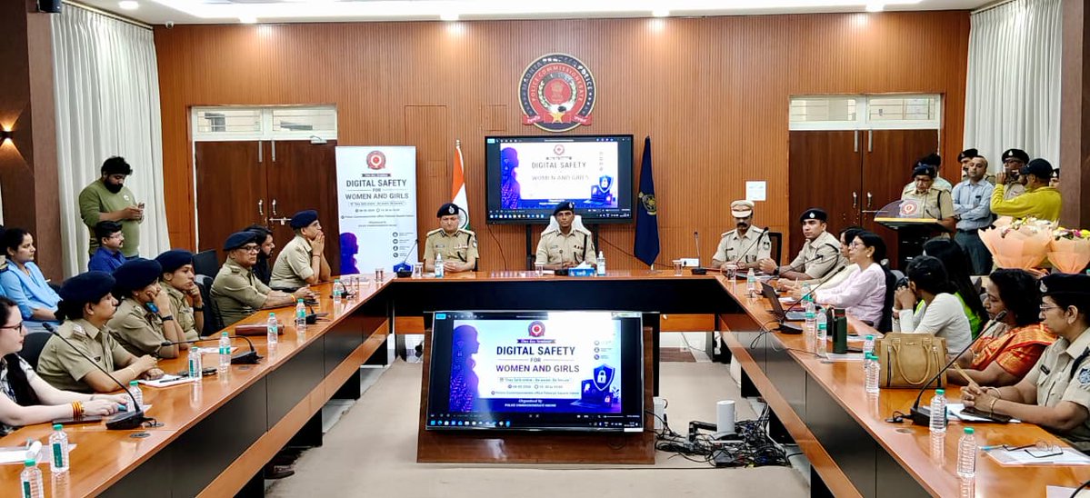 Commissioner of Police,Indore tweet media