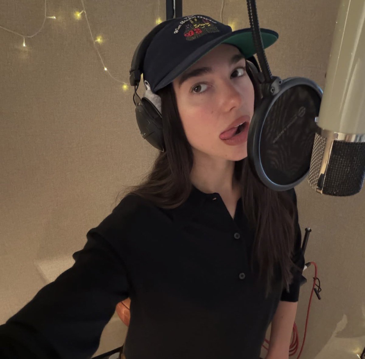 DUA IS IN THE STUDIO. REPEAT. DUA IS IN THE STUDIO.
