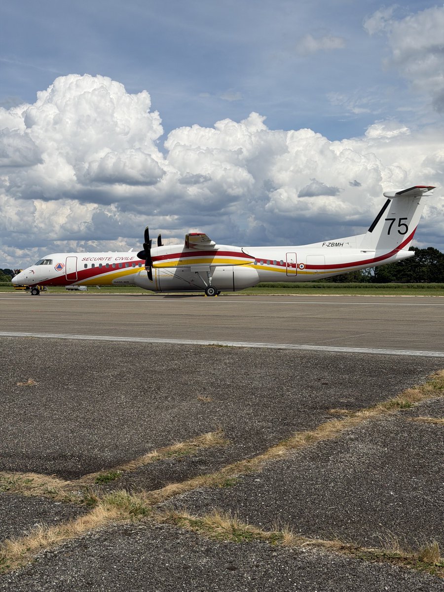 arthstb's tweet photo. @TrackeurADSB @flipiflop56 https://t.co/8tUl8uFFou