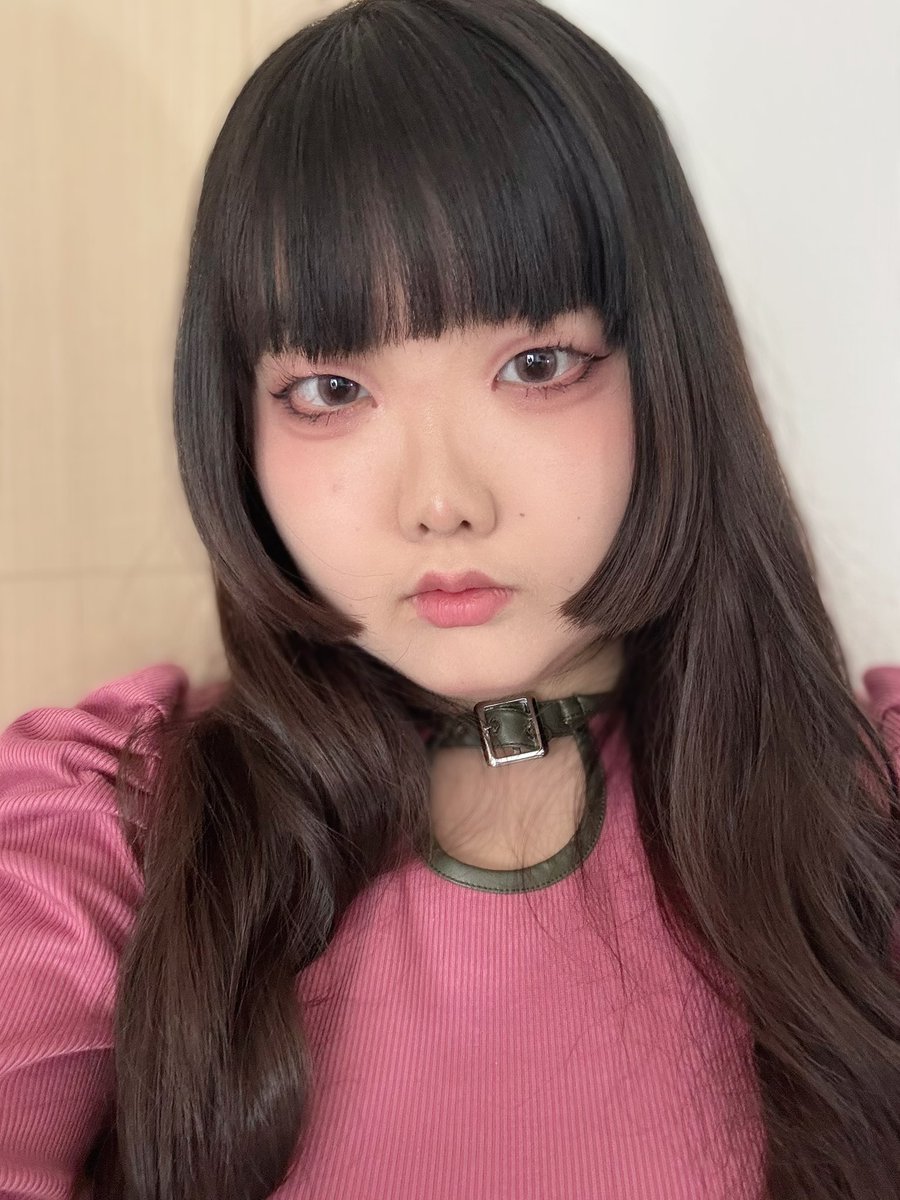 6969_nitijo's tweet photo. いろんな自撮り⸝⸝-  ̫ -⸝⸝
服に合わせてメイクを考えるの楽しい！ https://t.co/5DGQ43qIJU