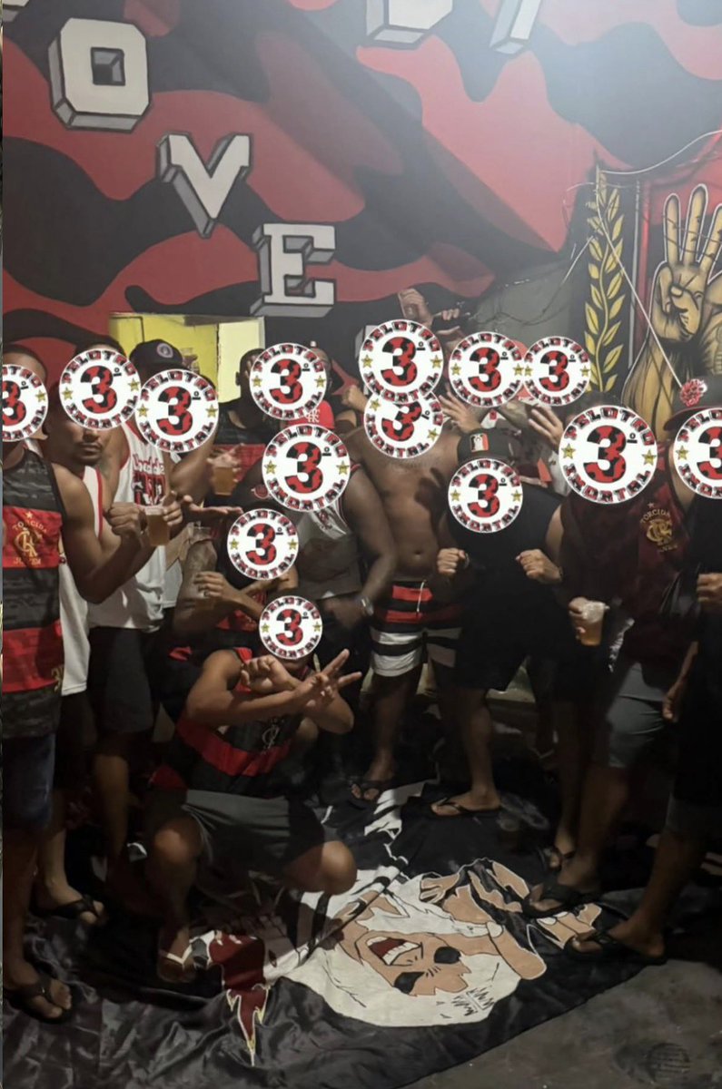 adm_orgcrf's tweet photo. VENHA BUSCAR A BANDEIRA NO QG - 3º PELOTÃO IMORTAL 🔴🌟⚫️ https://t.co/dLi9RvuP6z