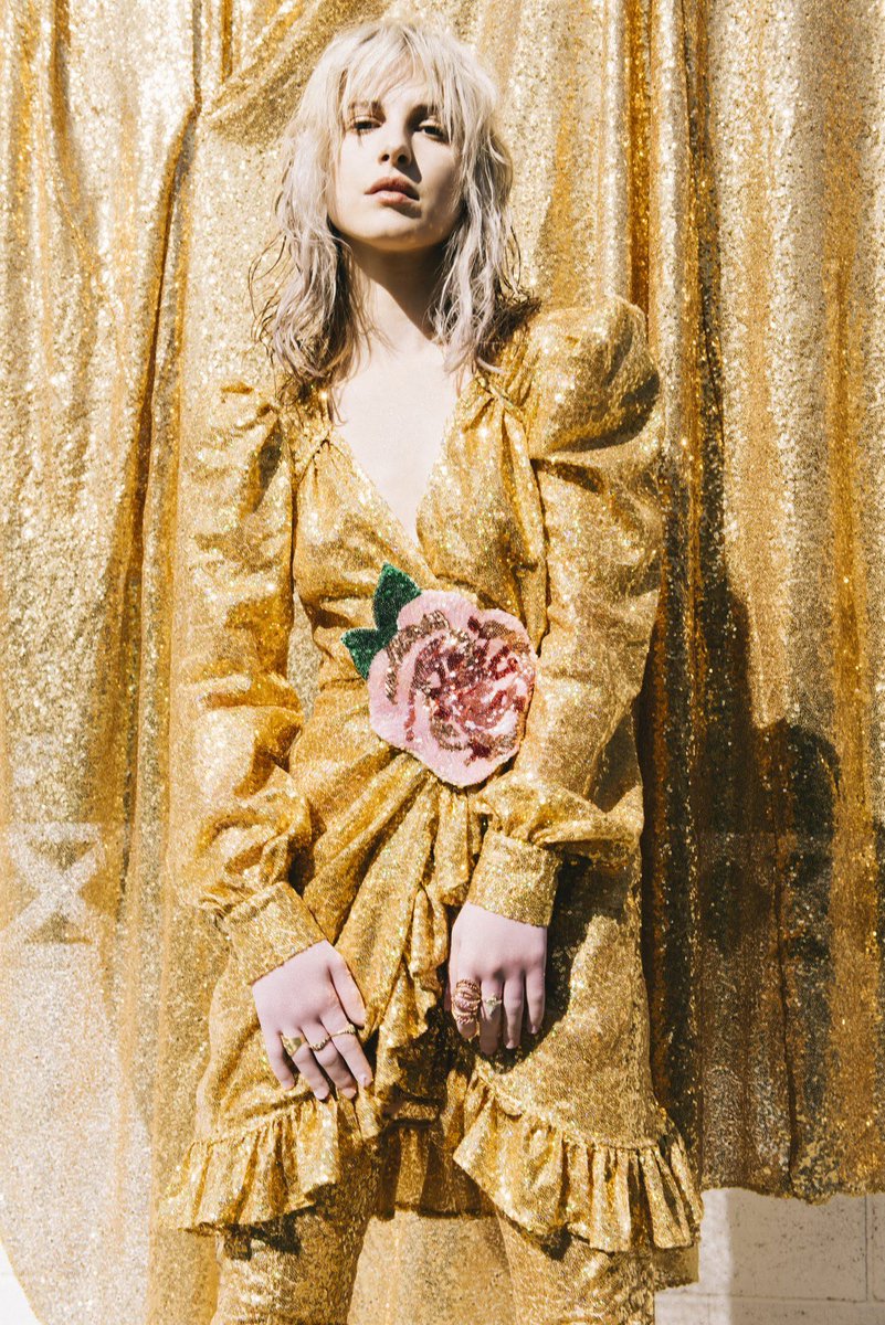 happy 6 years of petals for armor 🌷 truly one of the most beautiful album rollouts ever, you just had to be there