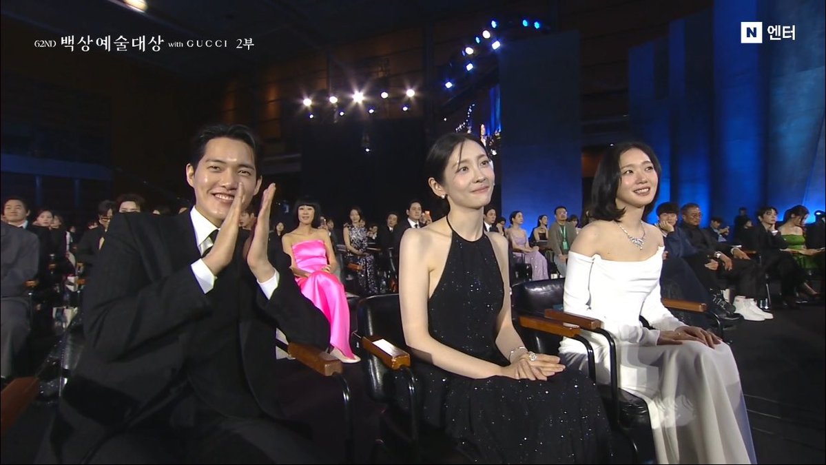 Congratulations ‘You And Everything Else’ for winning Best Drama at the 62nd Baeksang Arts Awards 🤍