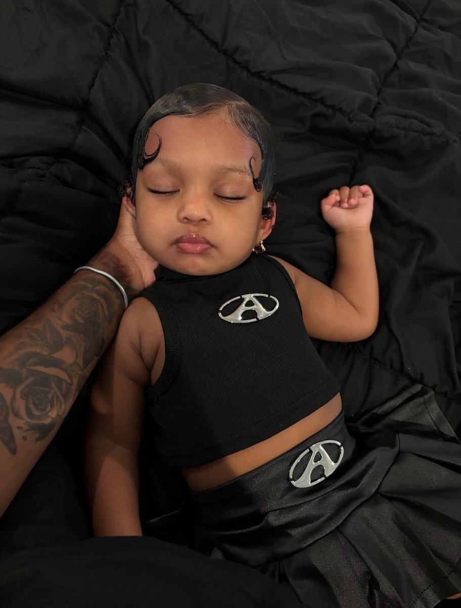 sleeping beauty 🩷😍