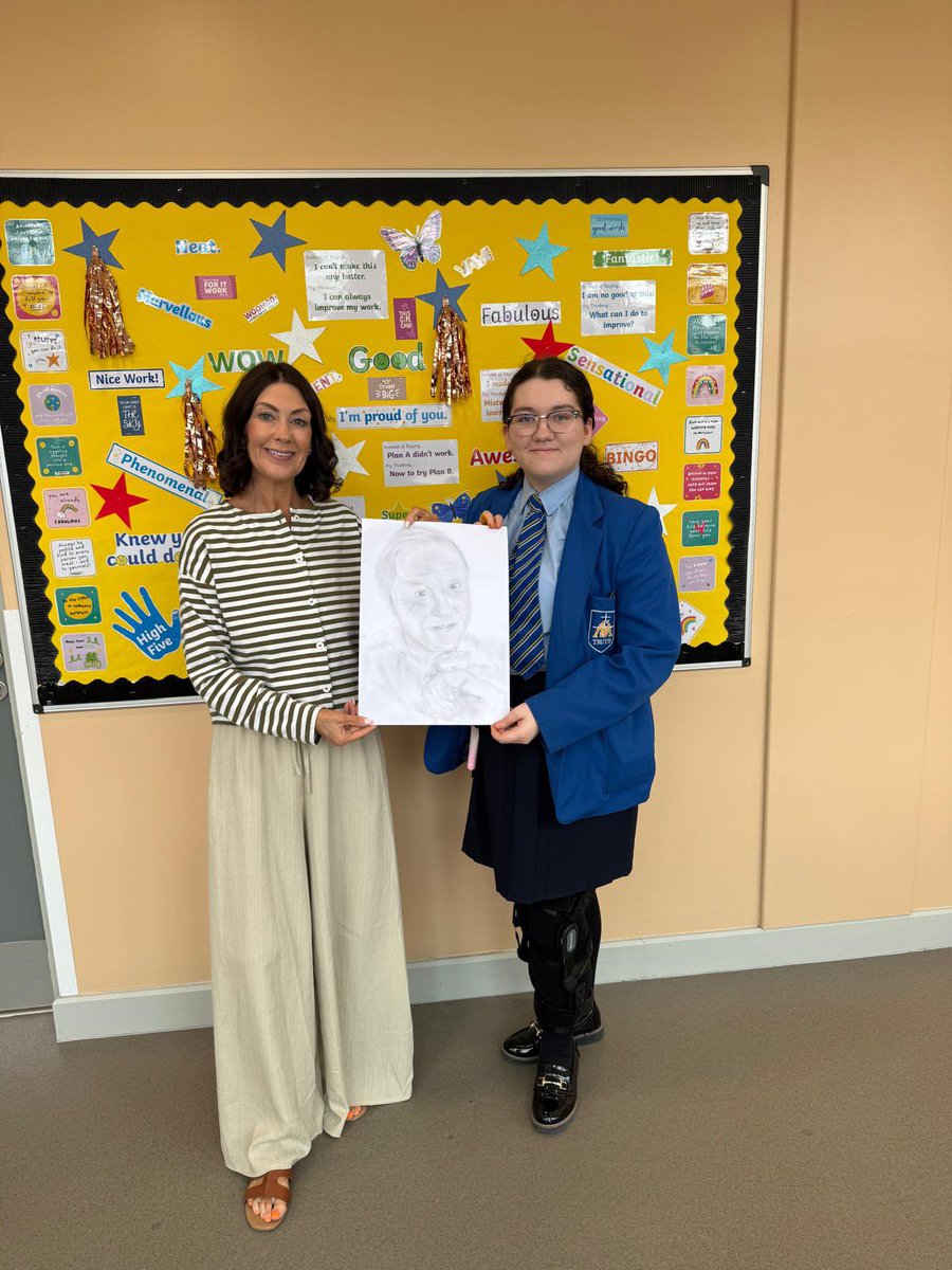 SaintMarysDerry's tweet photo. Autumn, Year 9, kindly presented Ms McGee her geography teacher with a pencil drawing of David Attenborough as a gift today to celebrate his 100th birthday 🎈🎁 https://t.co/AMWrOZCcws