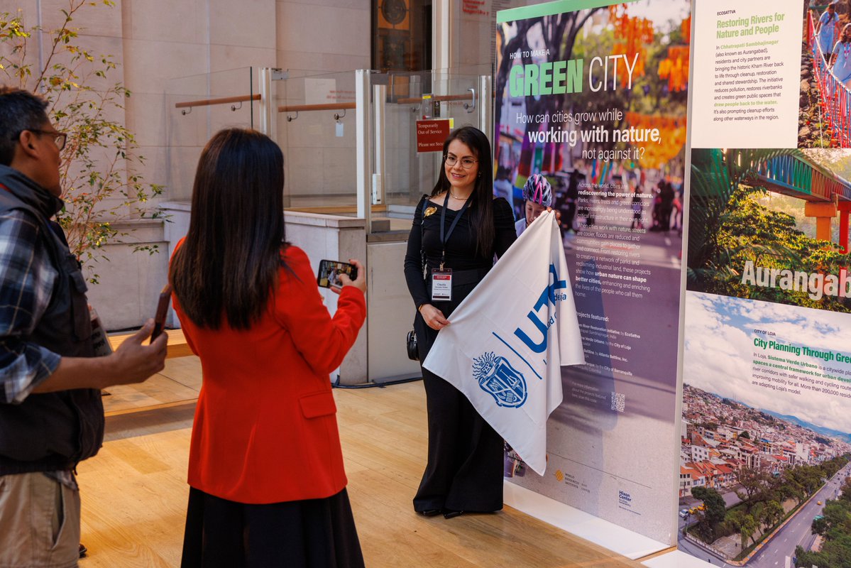 WRIRossCities's tweet photo. HOW TO MAKE A CITY pulls from 5 cycles of the @WRIRossCities #PrizeforCities ๐ to show how #cities are leading around the ๐.
A ๐ paper launched alongside it shares lessons from the 2023โ2024 cycle on how climate-readiness drives urban transformation โก๏ธ https://t.co/Wtkpc2DADb https://t.co/ed20B4j5em