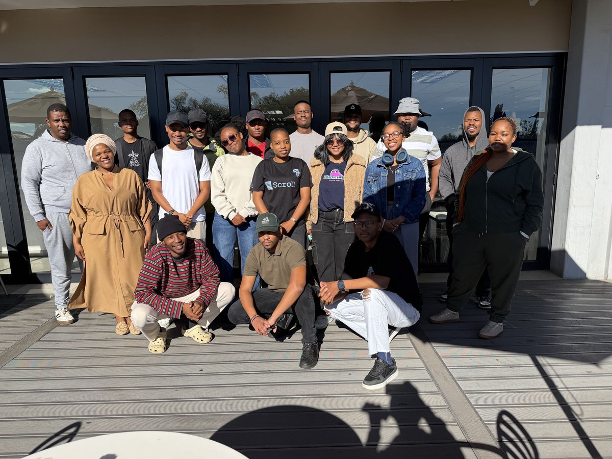 africasblock's tweet photo. This past Saturday we did a deep dive into Non-Fungible Tokens (NFTs) exploring different smart contract standards(ERC-721 and ERC-1155), metadata ,IPFS and more .By the end of the session each of our members had minted an NFT From scratch .

Follow us for more updates. https://t.co/LCMyZdLNfa