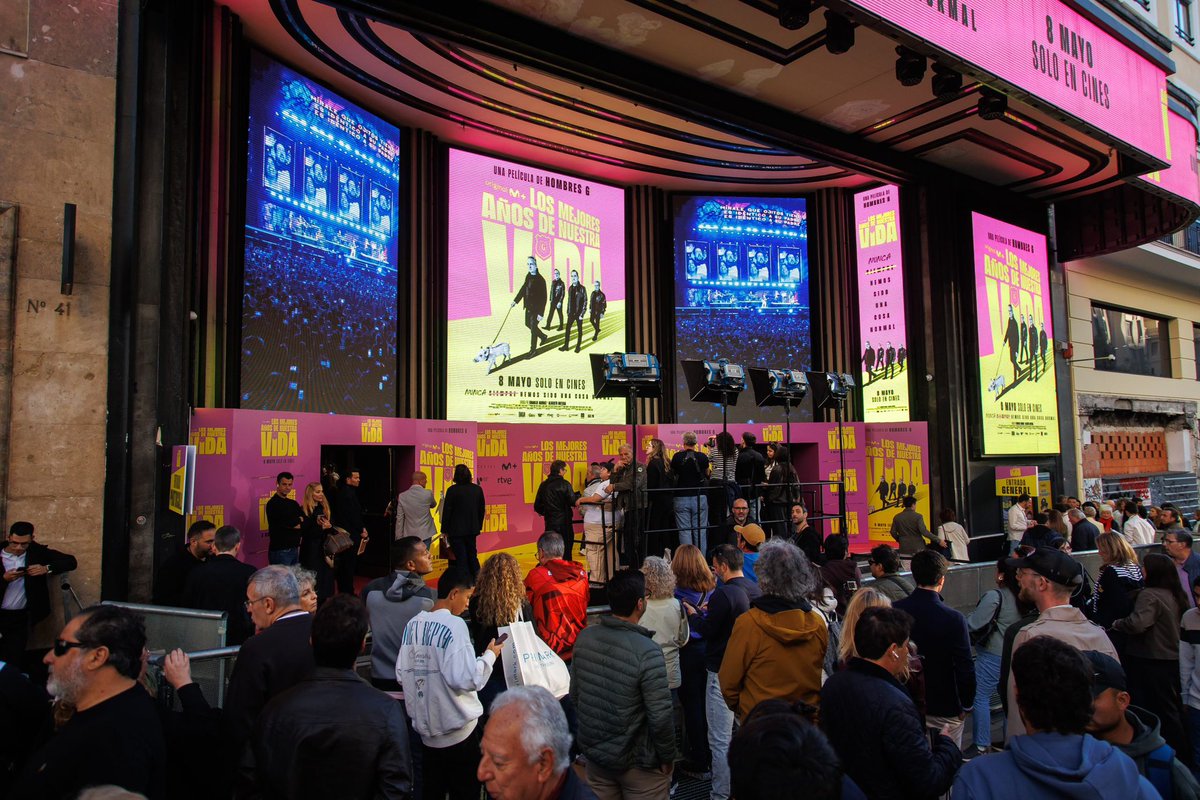 HombresG's tweet photo. Gracias por el cariño y por acompañarnos en la premiere de “Los mejores años de nuestra vida”. 🙌

🎬 Desde hoy, 8 de mayo 2026, ya en cines. 🍿

https://t.co/ypzibF34Pi https://t.co/QKtZkSKNXP