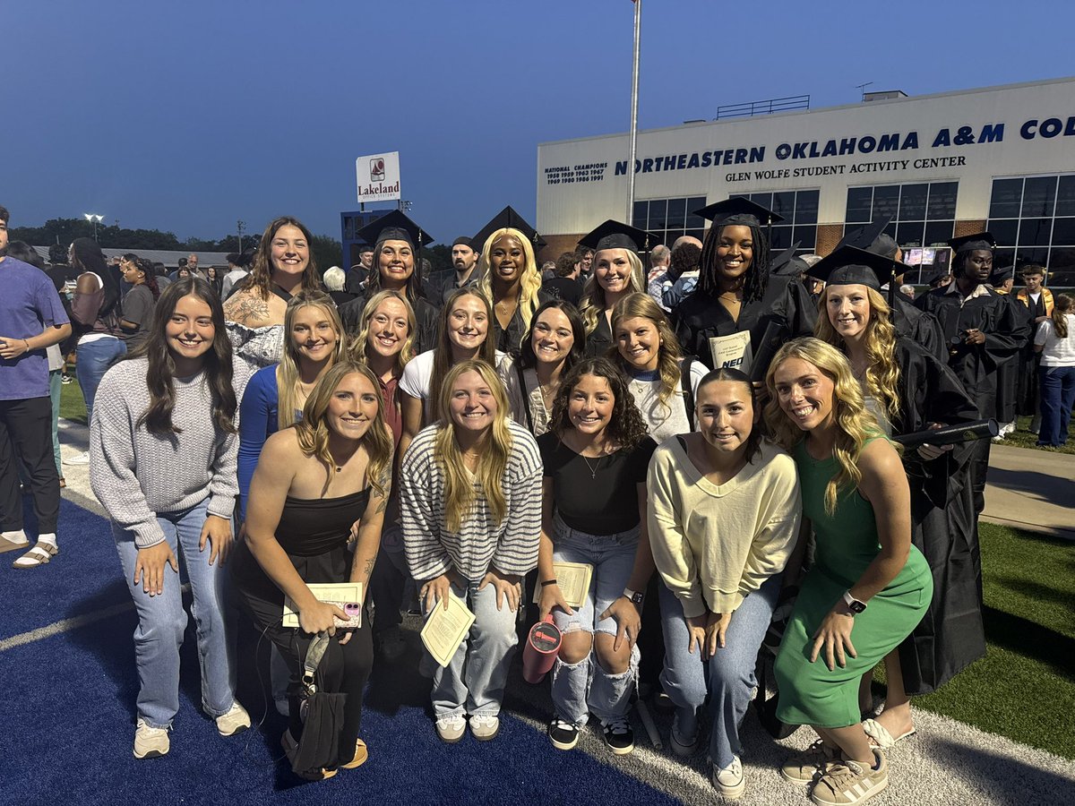 Lady Norse Softball tweet media