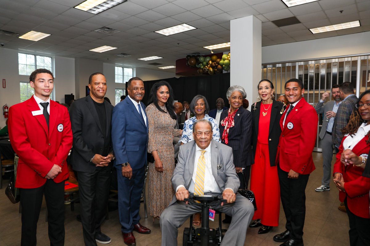 Clark Atlanta University tweet media