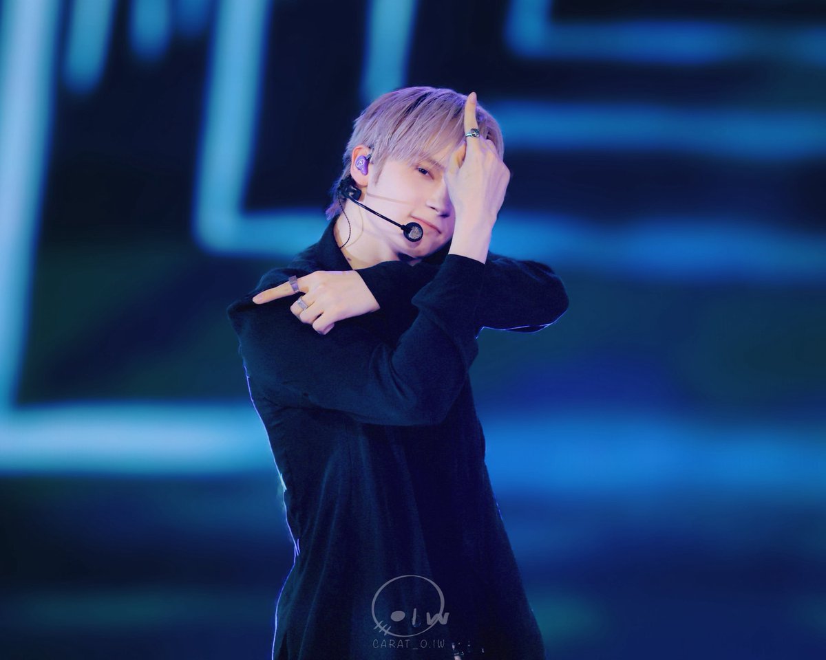 𖤐

#休寧凱 #HUENINGKAI #HUENING #KAI #휴닝카이 #TXT