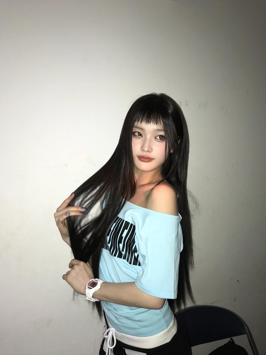 IROHA⭐︎ページ 260508 iroha weverse post 🌟 #IROHA #이로하 #イロハ “Let's go