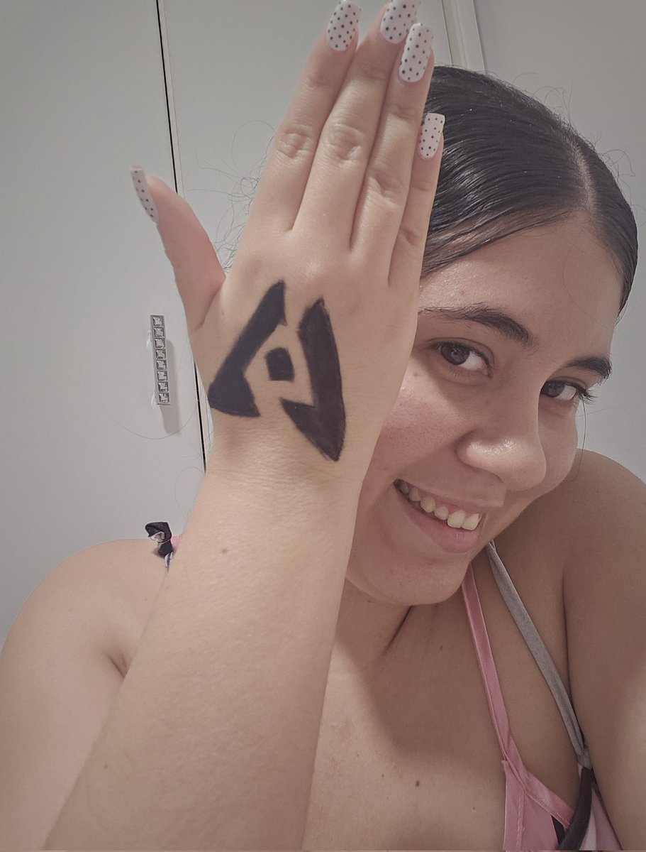 Paola tweet media