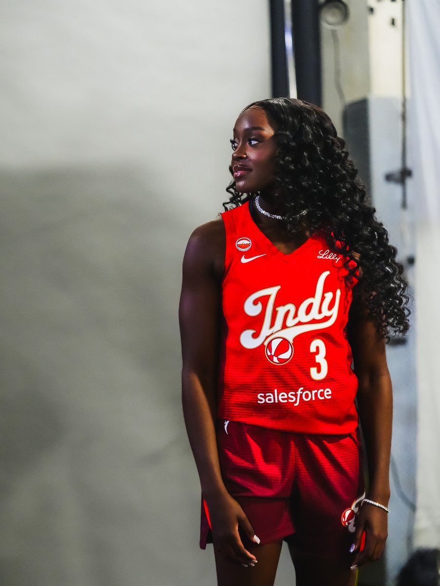 Indiana Fever tweet media