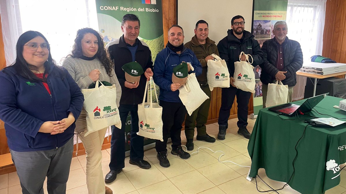 CONAF Biobío tweet media