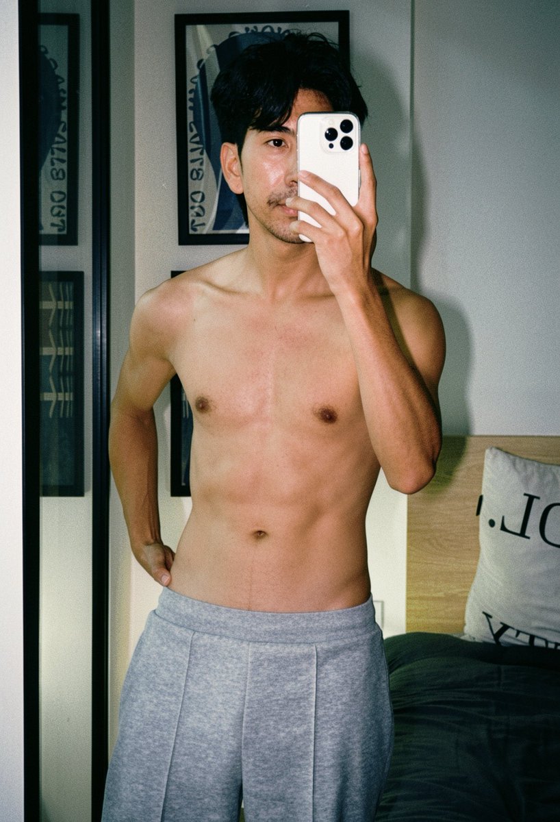 โทนี่สต๊าฟ 👀 tweet media