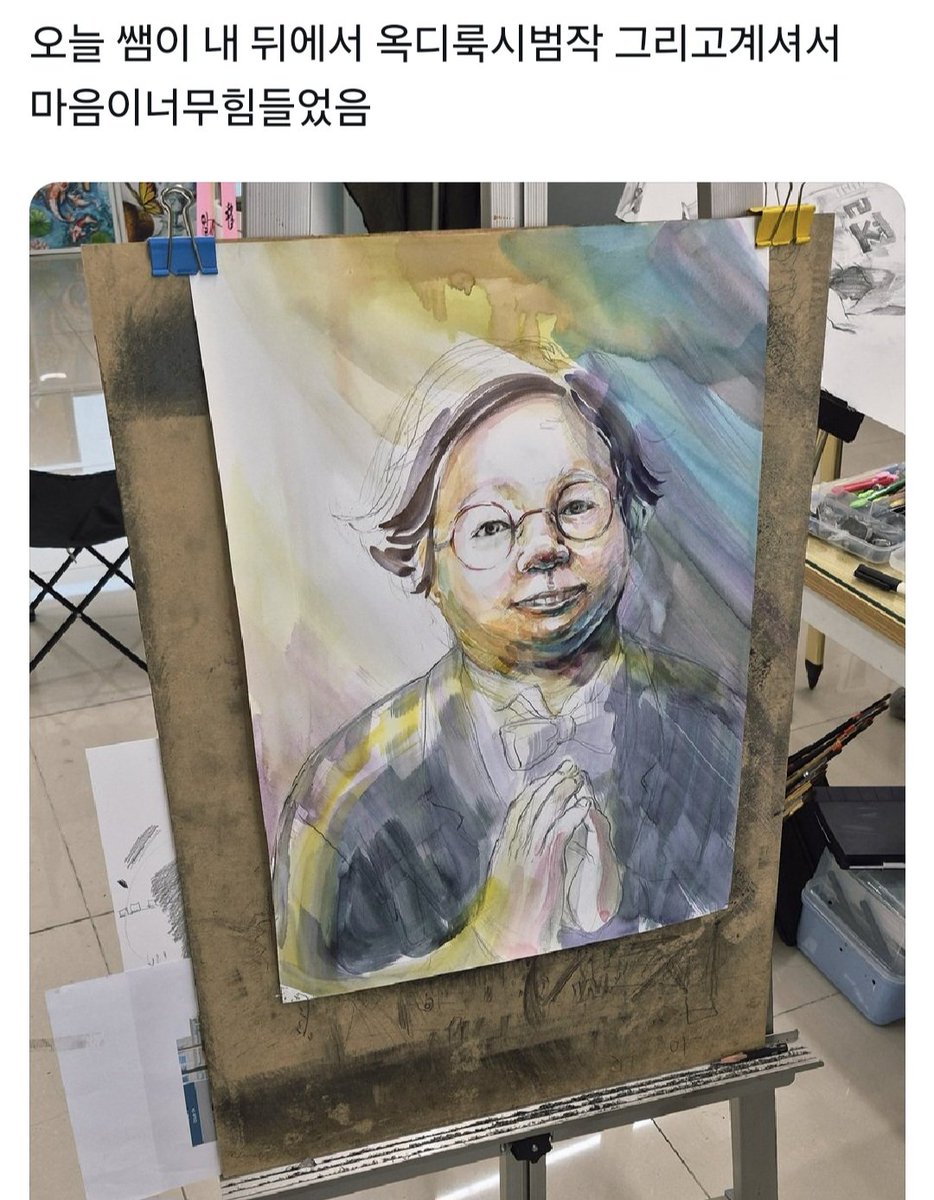dilukheiungnim's tweet photo. 비계날 https://t.co/8eWYgdtOvZ
