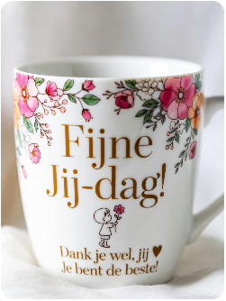 Influenca2's tweet photo. @ongehoordnedtv @GideonvMeijeren Zondag koffietijd.
#taalgids #moederdag https://t.co/AKSh7DNhve