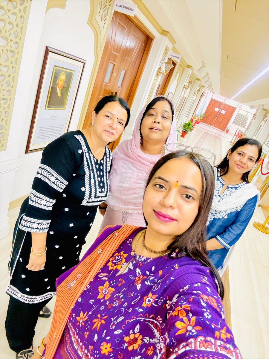 drarchanapsy's tweet photo. With faculty members at Integral University today https://t.co/tKDnL9liCB