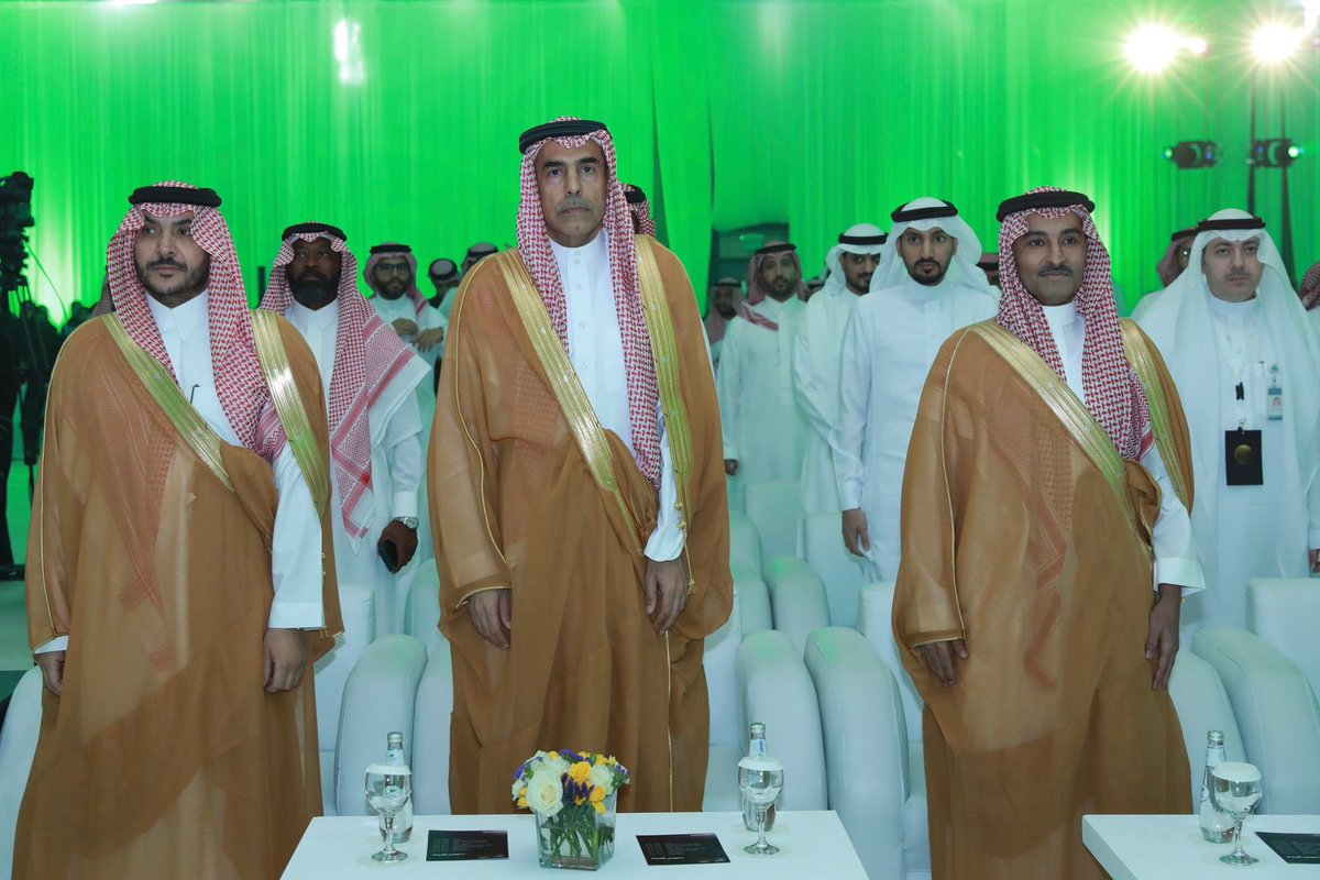 UOfjeddah's tweet photo. برعاية وتشريف سعادة رئيس #جامعة_جدة
أ.د. عبيد بن علي آل مظف 
وبحضور وكلاء الجامعة والهيئتين الأكاديمية والإدارية وقادة المستقبل طلاب وطالبات الجامعة، أُقيم الحفل الختامي لـ #جائزة_جامعة_جدة_للتميز  – في دورتها الرابعة 2026م، شهد الحفل تكريم الفائزين والفائزات المتميزين في مسارات الجائزة. 

كل الشكر والتقدير للرعاة والداعمين والمشاركين على مساهمتهم القيمة في إنجاح هذا الحدث، وألف مبروك للفائزين والمتميزين.

جائزة جامعة جدة للتميز .. أن تتميز أكثر ✨