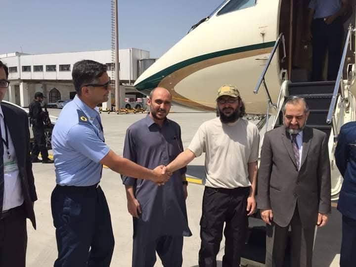 ZaryabB64768's tweet photo. #9May2016
ہمیں آپ کی قربانی یاد ہے ❤️
A symbol of courage and bravery
Brave leader 👏 💪
@ahaidergilani86 @KasimGillani @BasharatAliPPP @ZobiaKhurshed @ZainabAliPPP @MediaCellPPP @ZainabAliPPP @AmaimaIK https://t.co/vgOESYIcDe