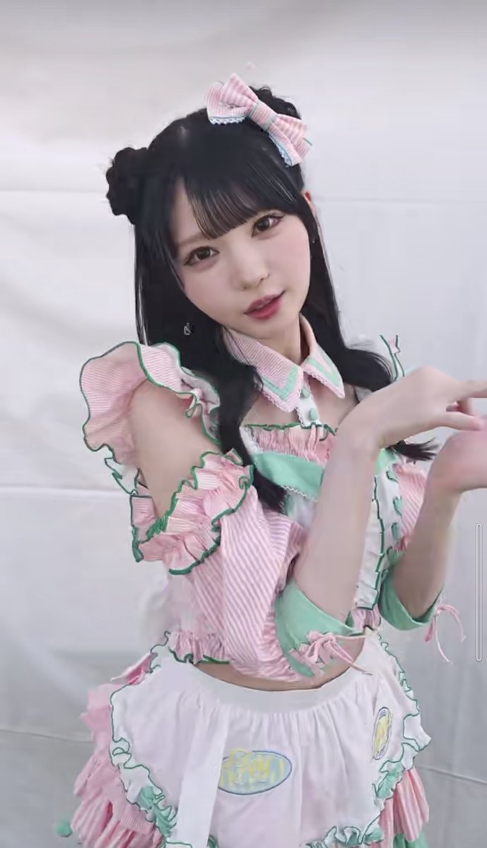 ダイナー衣装のあゆみんも可愛すぎ😻 お姫様の作り方の振付も素敵