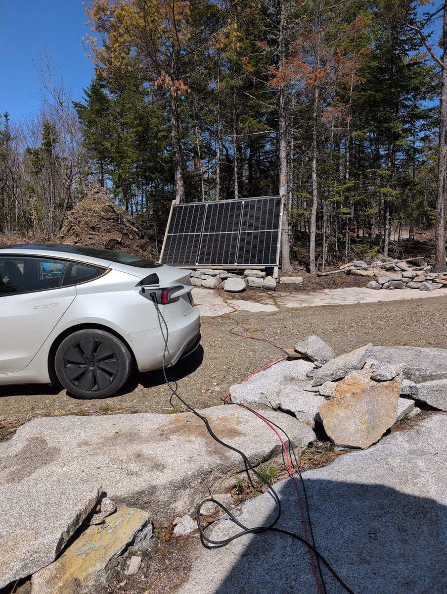 ShawnCyr's tweet photo. @DontTreadOnUS @MarioNawfal @elonmusk I must be stupid for not figuring out how to make gasoline on my offgrid property. https://t.co/FGwbvP4efH