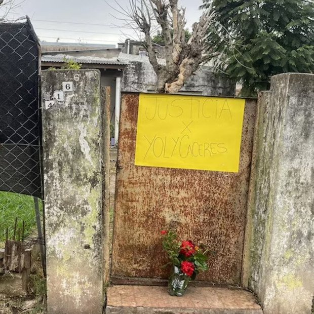 UNA MUJER FUE ASESINADA CUANDO INTENTÓ DEFENDER A SU HIJA DE UN ABUSO SEXUAL

Lectura rápida
Yolanda Raquel Cáceres, de 52 años, fue asesinada a puñaladas en una casa del barrio Santa Elena, en Los Polvorines, cuando intentó defender a su hija de 9 años de un intento de abuso