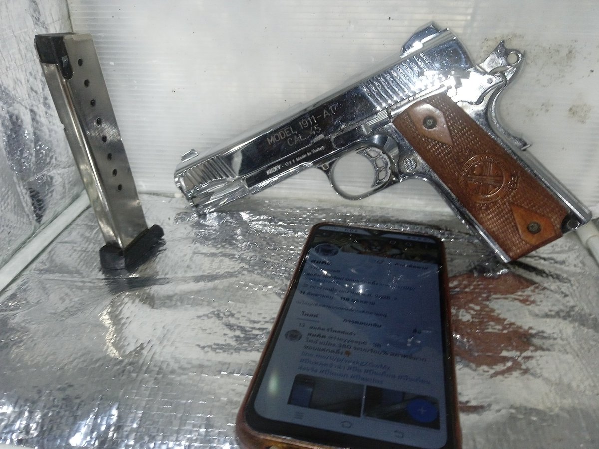 สมคิด tweet media