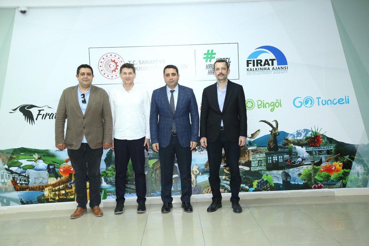 firatkalkinma's tweet photo. Ajansımızı ziyaret eden Uludağ İçecek Endüstriyel Direktörü Korel Tunay ve Operasyon Müdürü Özgür Dede ile firmanın Malatya'da planladığı yatırımları istişare ettik.

@TCSanayi 
@KalkinmaAjansGM https://t.co/yMuNEkRXeY