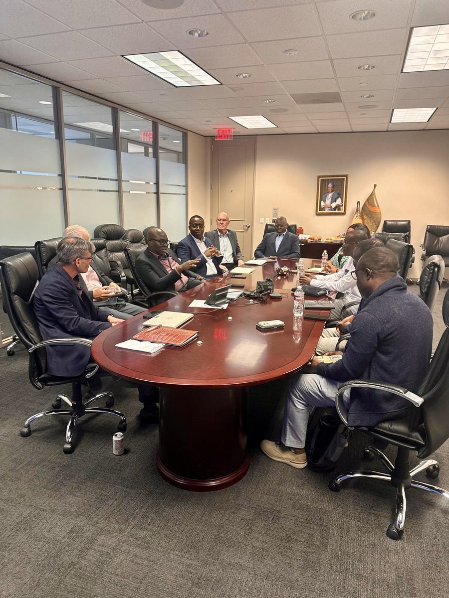 GNPCGhana's tweet photo. On the sidelines of #OTC2026, Our Deputy CEO, Finance, Commercial & Admin, Hamis Ussif, met with the leadership of #AMNI International Petroleum Development Company Limited in Houston.
Discussions focused on collaboration, project delivery, and specialised support services.
#Partnership #AfricaEnergy #EmpoweringDreams