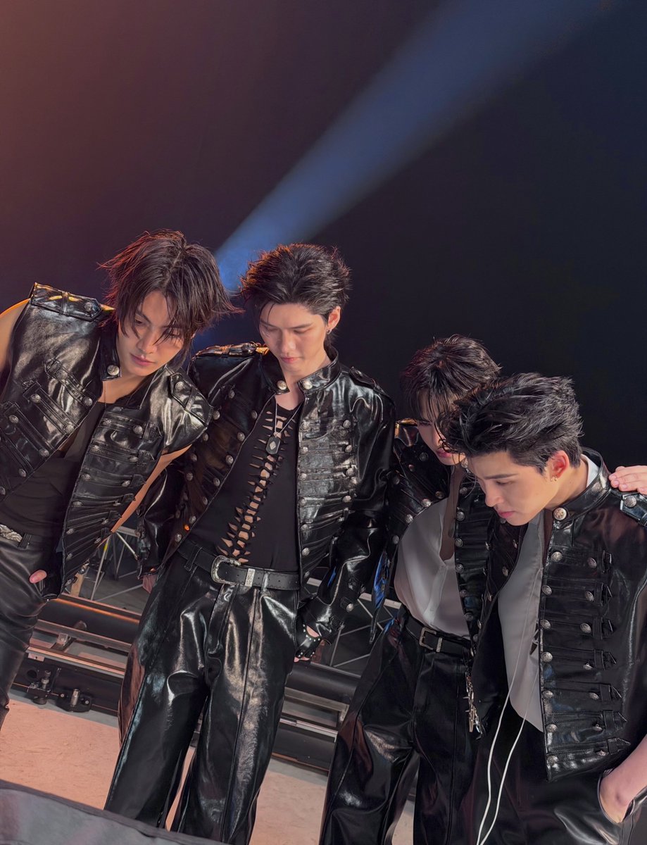 PondPhuwin Official Thailand (DoubleP) tweet media