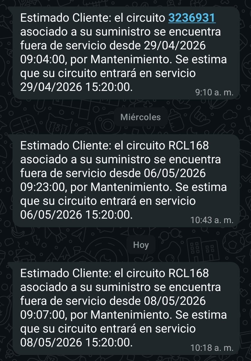 Jhonasis83's tweet photo. La semana entera tiene @EdeesteRD maltratando a los clientes de Marbella III, con supuestos mantenimientos o averias.  El asunto es que en el Dia es programado y de noche mal servicio con intermitencia cada 30 minutos, los alimentos dañandose y nadie lo repone.  Quien nos ampara? https://t.co/7lIzedO720