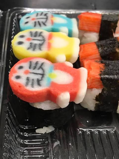 タイ人🇹🇭『ドラえもん寿司好き！！』 日本人🇯🇵『(画像)』