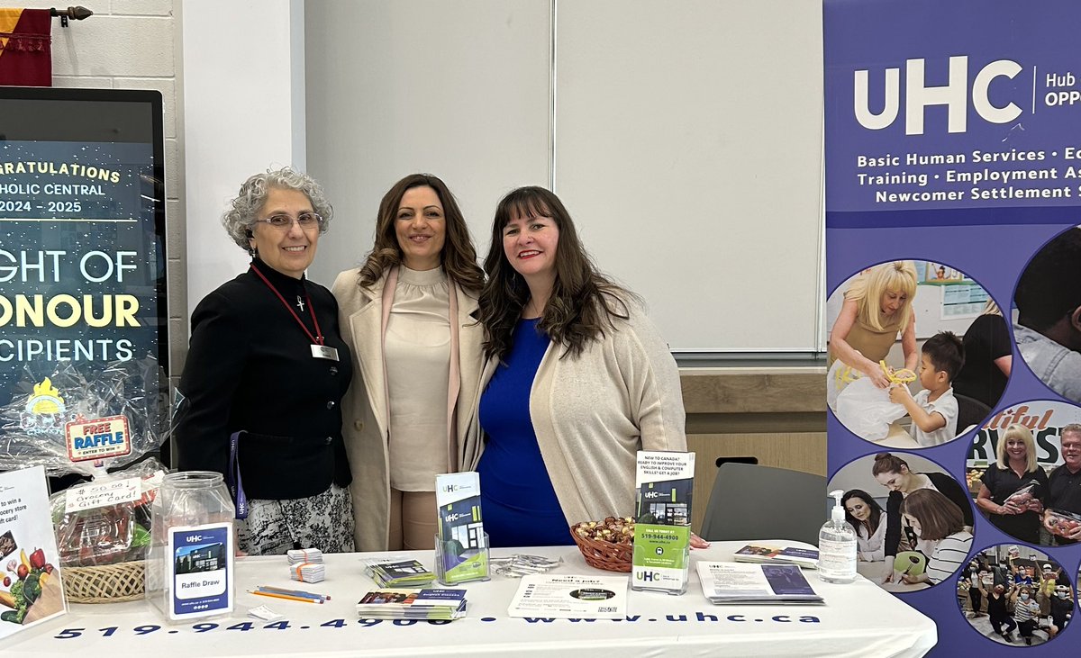 UHC_'s tweet photo. UHC was proud to be part of Catholic Central High School’s ‘Roots and Resilience’ celebration of diversity and multiculturalism.

“Everyone is welcome here. We embrace all of those things, our differences. But also, what makes us the same.” ♥️ 

Thank you for an amazing event! 🥰 https://t.co/YrtNB1XES9