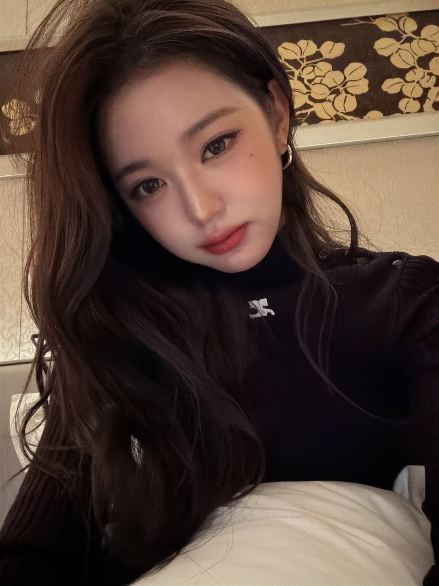 🍒장원영 tweet media