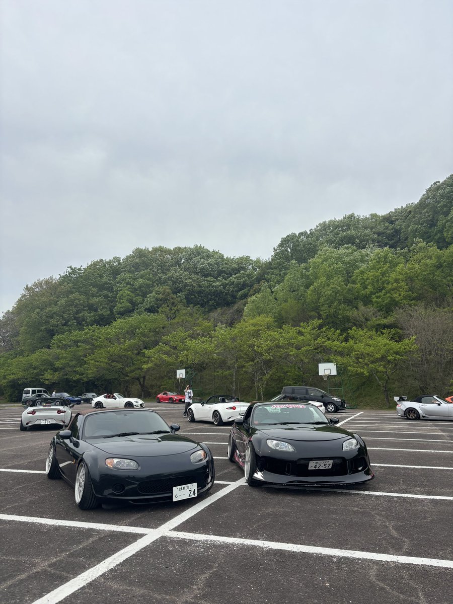 ____igyf2's tweet photo. シート直角で乗らないし運転動画SNSに載せないけどロードスター女子です🙂‍↕️

低いロードスターと強いロードスターが好きです😆💖

別に好きな車好きなように乗ったらええやーん https://t.co/4C0f7XUgMs