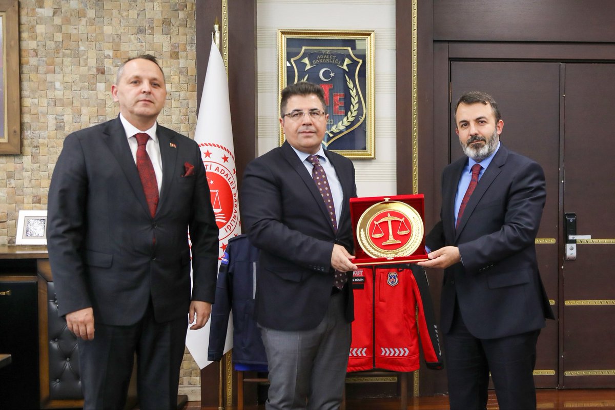 Ahmet TANGÖR tweet media