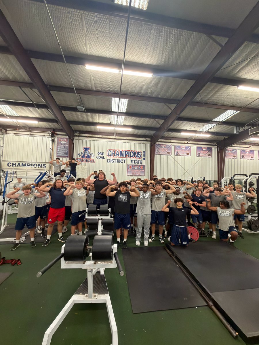 alleneaglesfb's tweet photo. 🦅LOTW🦅

Congratulations to the following for EARNING Lifter of the Week (LOTW) 🅰️🆙💪🏽

@ashtonnn_w '29
@TylerShaw81 '27
D'Mand Smith '28
@OkennaOzumba '27
@CJ_fields_ '27
@Jake_Morales65 '27

#BTB | #RecruitTheA | @usnikefootball https://t.co/31yKPgBZZz