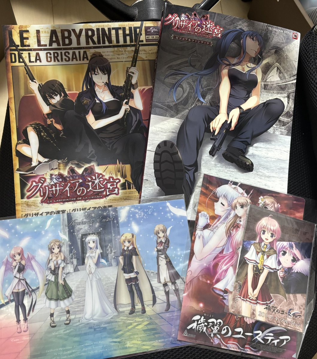 THU_key_'s tweet photo. グッズ整理＆グッズコーナー模様替えしてたら、ずっと探してたやつ出てきて感激(p≧∀≦q)〃 https://t.co/aHAibeBY3u