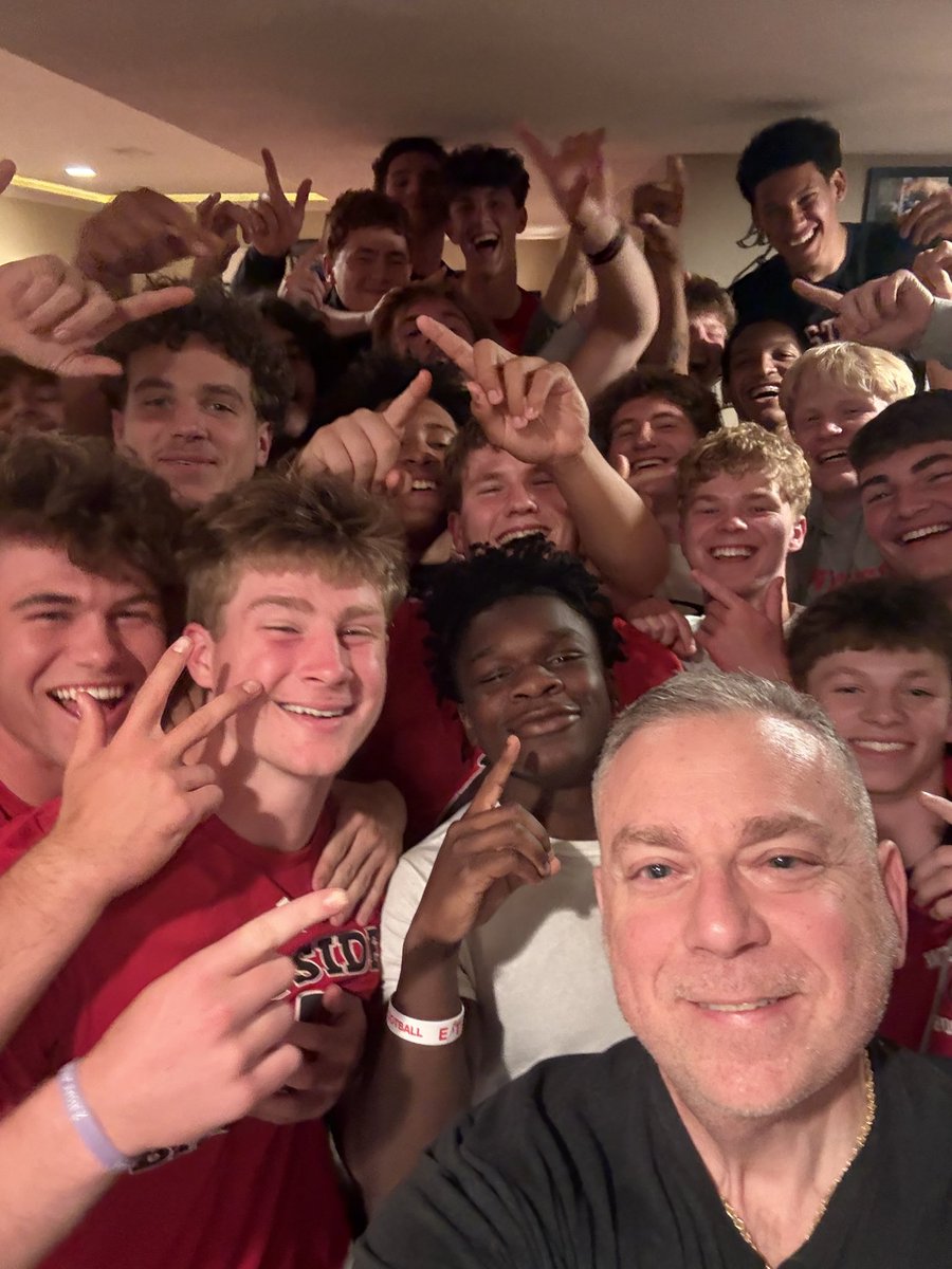 WHS_WarriorFB's tweet photo. Westside Football Movie night!! Another great team bonding experience #Brotherhood https://t.co/tlAlTO2XLi