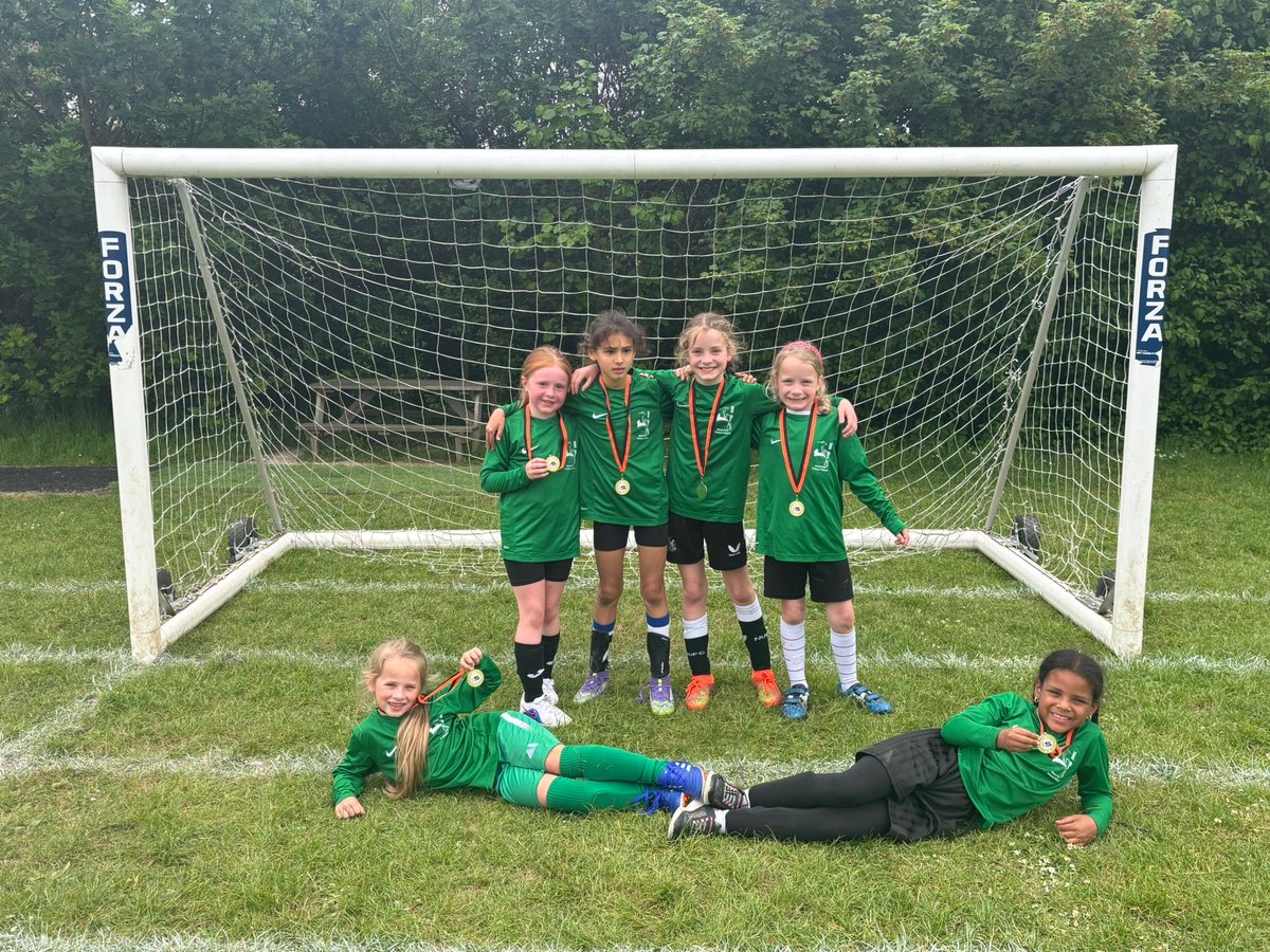 Hurst Park Primary Academy tweet media
