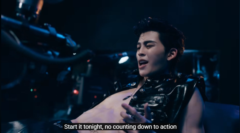 OK HEAR ME OUT CAUSE THIS VERSE IS FAMILIAR

remember when they had a presscon for NLMG then the director spilled sumthng saying they continued doing thier lovescene after he said "STOP" multiple times. and Phuwin defended saying "u didnt say CUT"?????