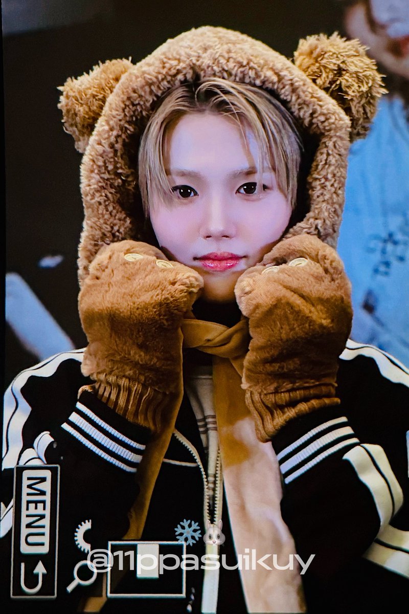❄️🐰 tweet media